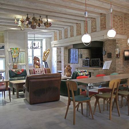 Place Des Nobles Acomodação com café da manhã Cuiseaux Exterior foto